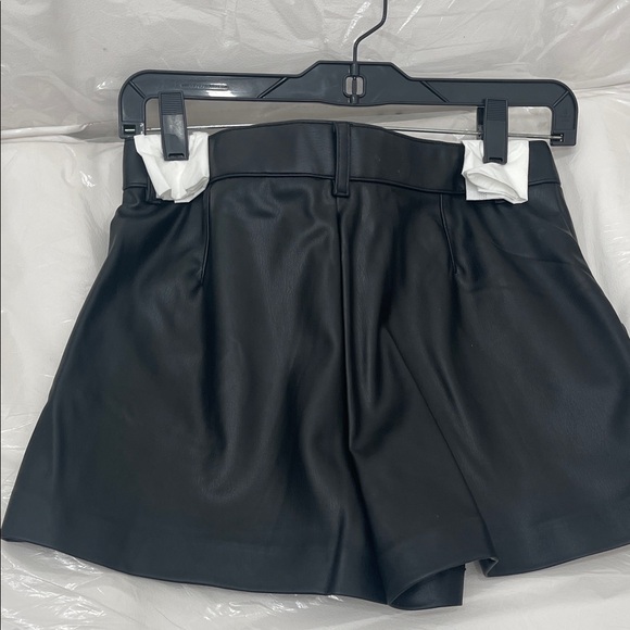 Zara Black High Waist Leather Shorts - Picture 2 of 2